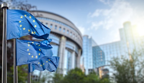 En búsqueda del equilibrio fiscal: Países de la UE con los impuestos más bajos para Sociedades